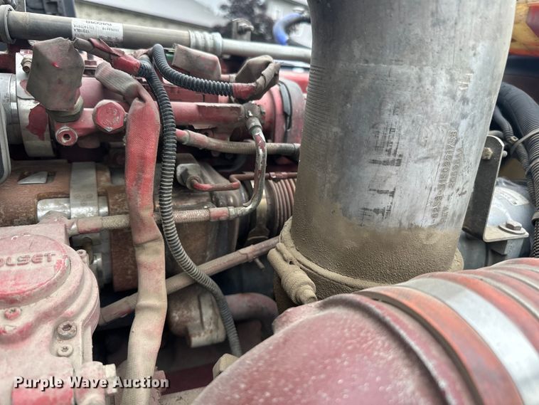 image for item LR9401 2012 Kenworth  T800 hydrovac truck