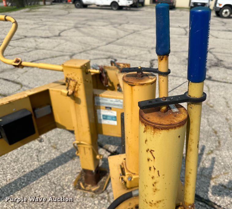 image for item LR9406 2008 Kiefer reel trailer