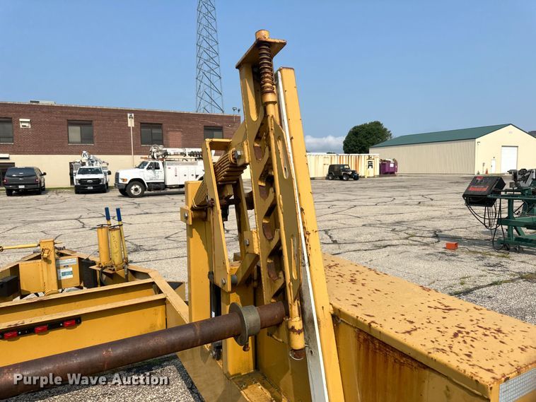 image for item LR9406 2008 Kiefer reel trailer