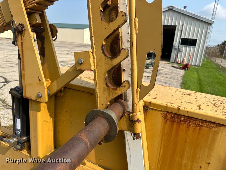 image for item LR9406 2008 Kiefer reel trailer