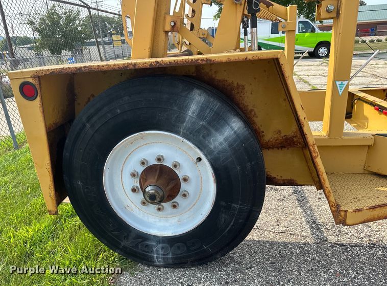 image for item LR9406 2008 Kiefer reel trailer