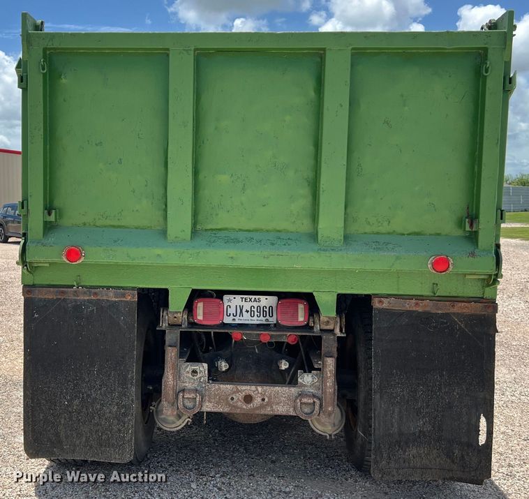 image for item LV9024 1995 International  2554 dump truck