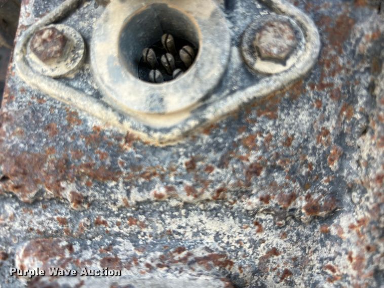 image for item LV9024 1995 International  2554 dump truck