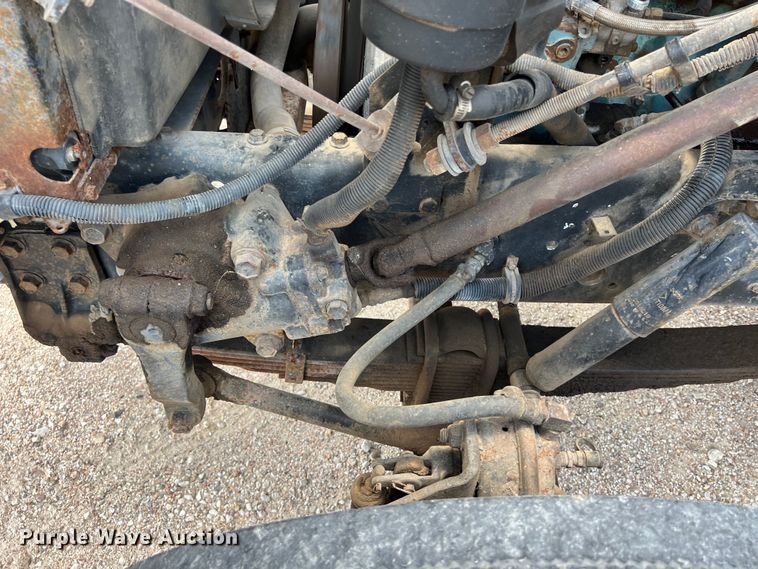 image for item LV9024 1995 International  2554 dump truck