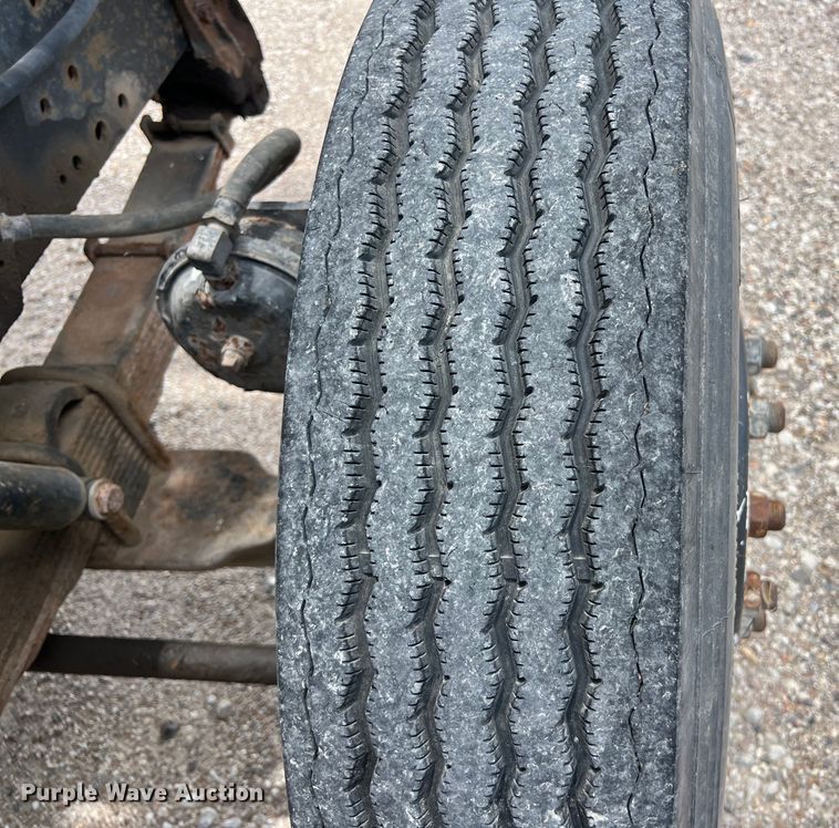 image for item LV9024 1995 International  2554 dump truck