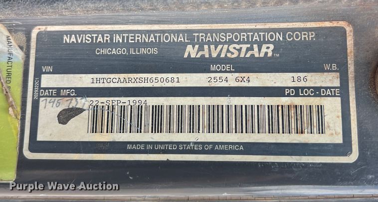 image for item LV9024 1995 International  2554 dump truck