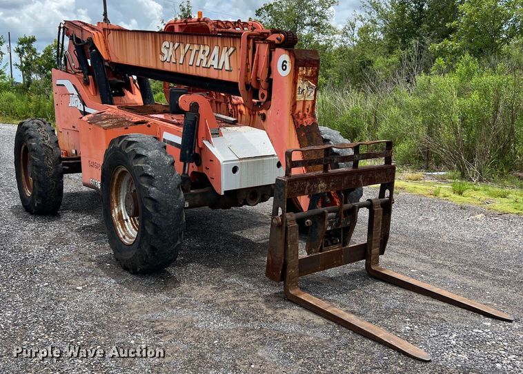 image for item LV9026 2006 JLG Sky Trak 6036 telehandler