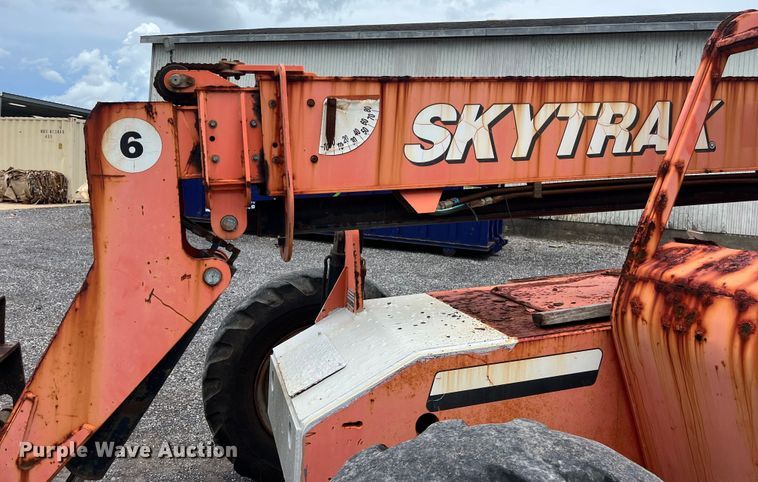 image for item LV9026 2006 JLG Sky Trak 6036 telehandler