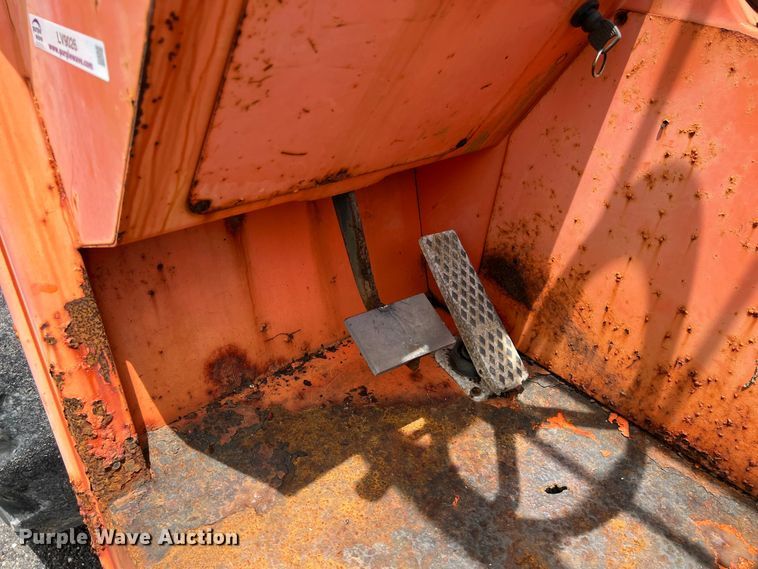 image for item LV9026 2006 JLG Sky Trak 6036 telehandler