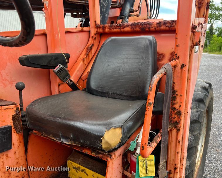 image for item LV9026 2006 JLG Sky Trak 6036 telehandler