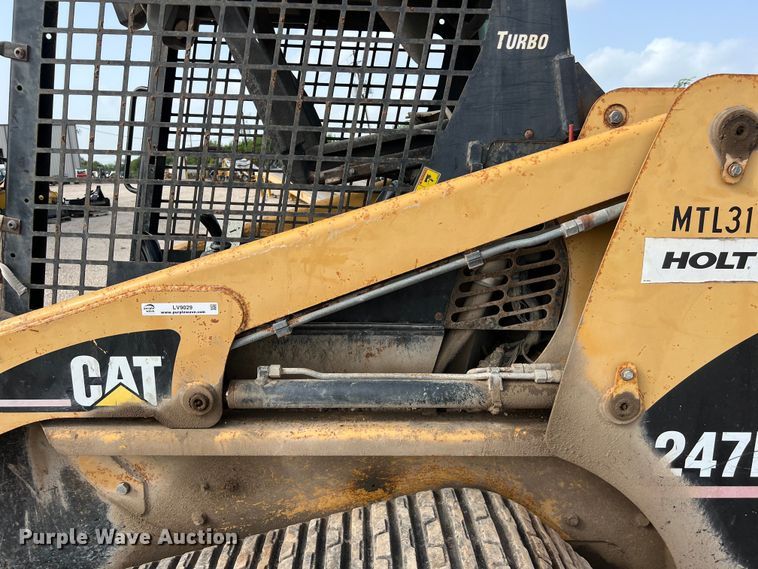 image for item LV9029 2006 Caterpillar 247B tracked skid steer loader