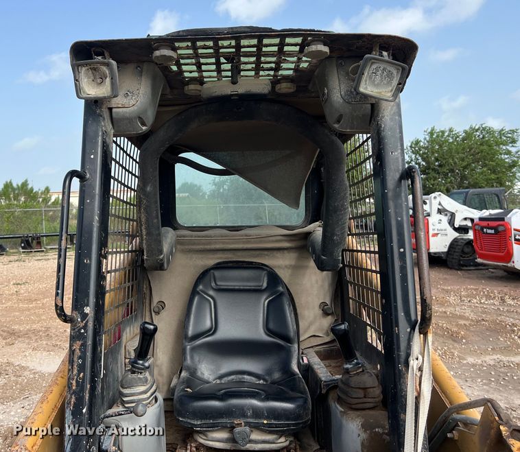 image for item LV9029 2006 Caterpillar 247B tracked skid steer loader