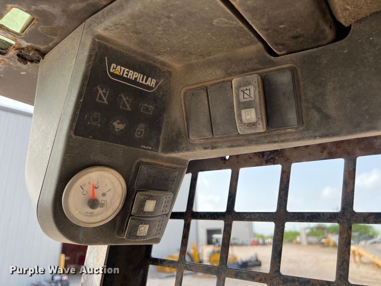 image for item LV9029 2006 Caterpillar 247B tracked skid steer loader