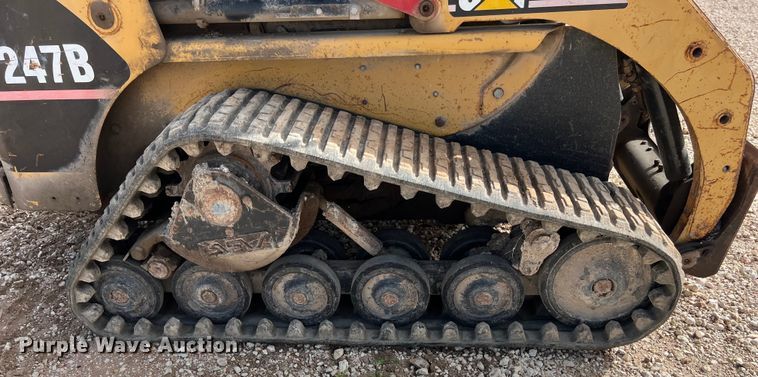 image for item LV9029 2006 Caterpillar 247B tracked skid steer loader