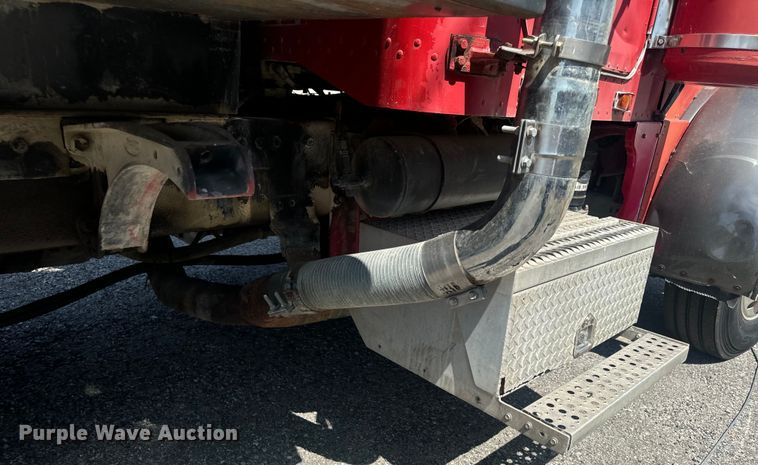 image for item MJ9481 1987 Peterbilt 379 dump truck