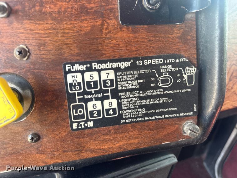 image for item MJ9481 1987 Peterbilt 379 dump truck