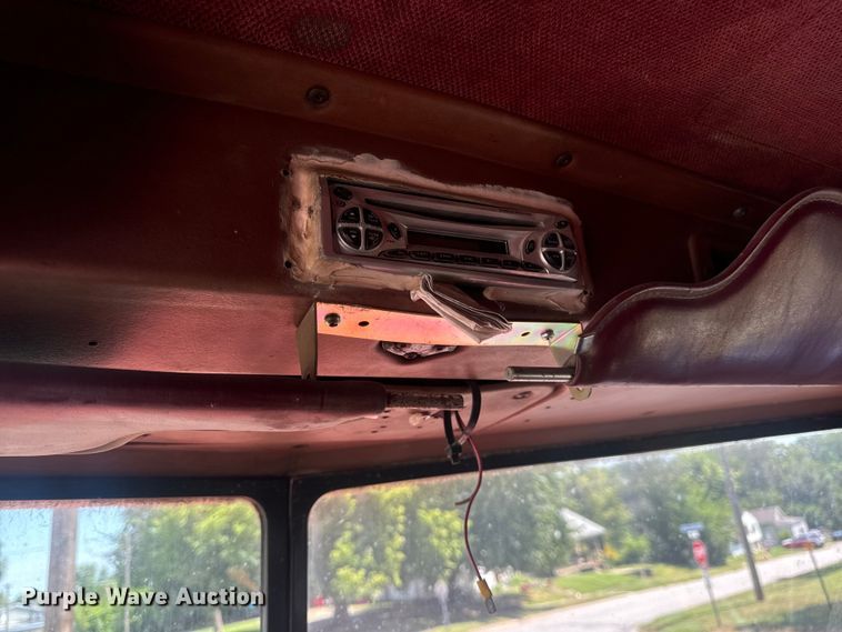 image for item MJ9481 1987 Peterbilt 379 dump truck