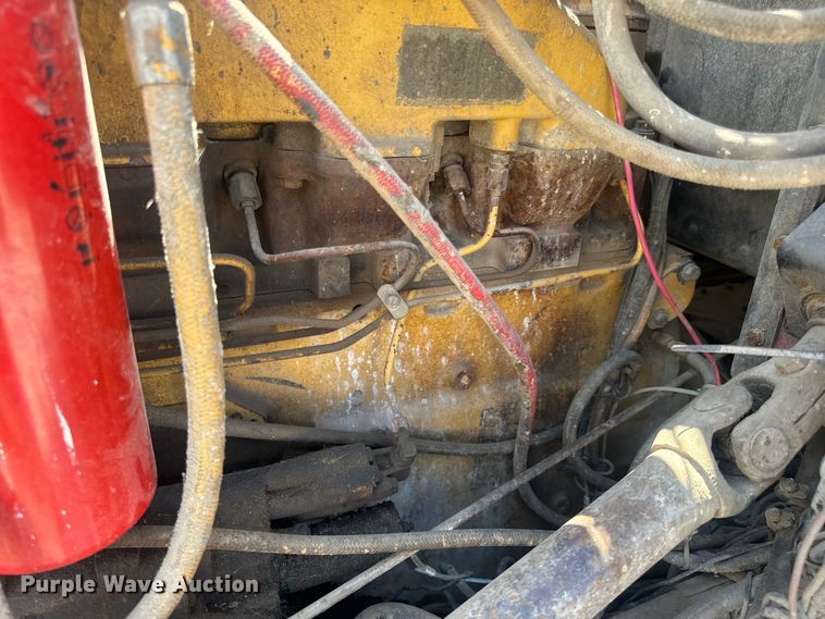 image for item MJ9481 1987 Peterbilt 379 dump truck