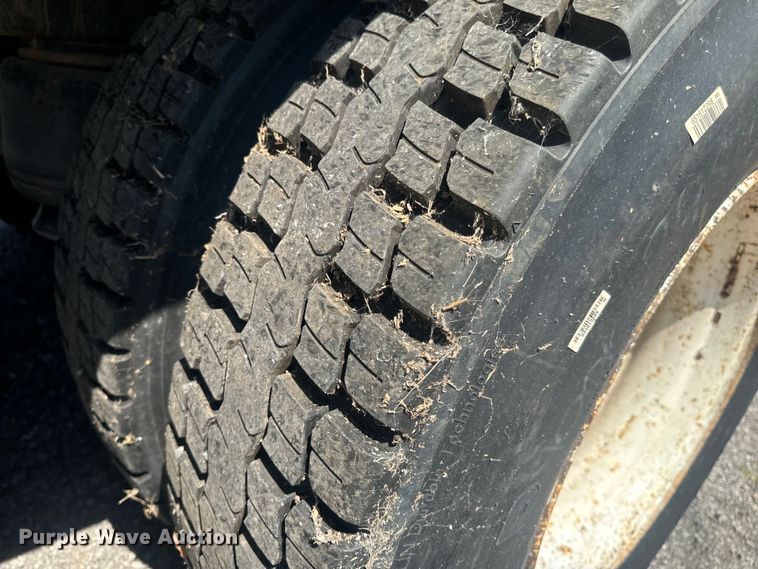 image for item MJ9481 1987 Peterbilt 379 dump truck