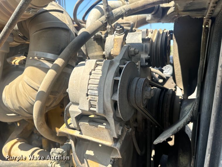 image for item MJ9481 1987 Peterbilt 379 dump truck