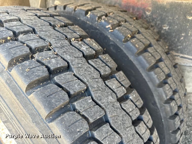 image for item MJ9481 1987 Peterbilt 379 dump truck