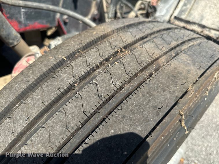 image for item MJ9481 1987 Peterbilt 379 dump truck