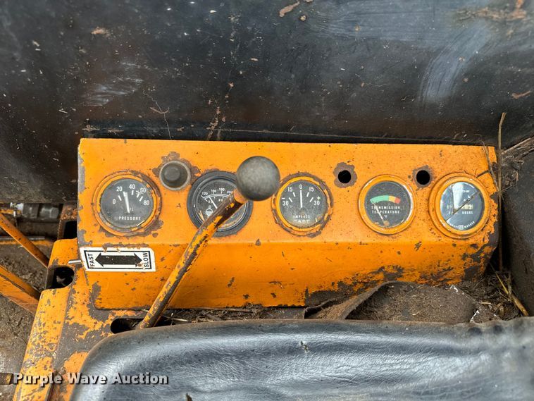 image for item MU9998 1975 Case 1845  skid steer loader