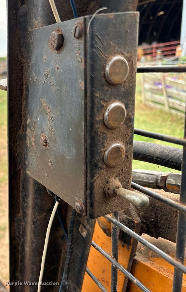 image for item MU9998 1975 Case 1845  skid steer loader