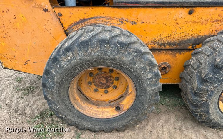 image for item MU9998 1975 Case 1845  skid steer loader