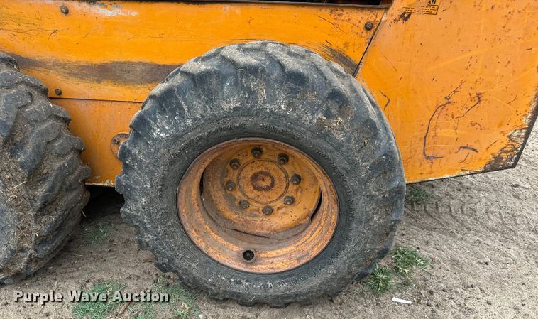 image for item MU9998 1975 Case 1845  skid steer loader
