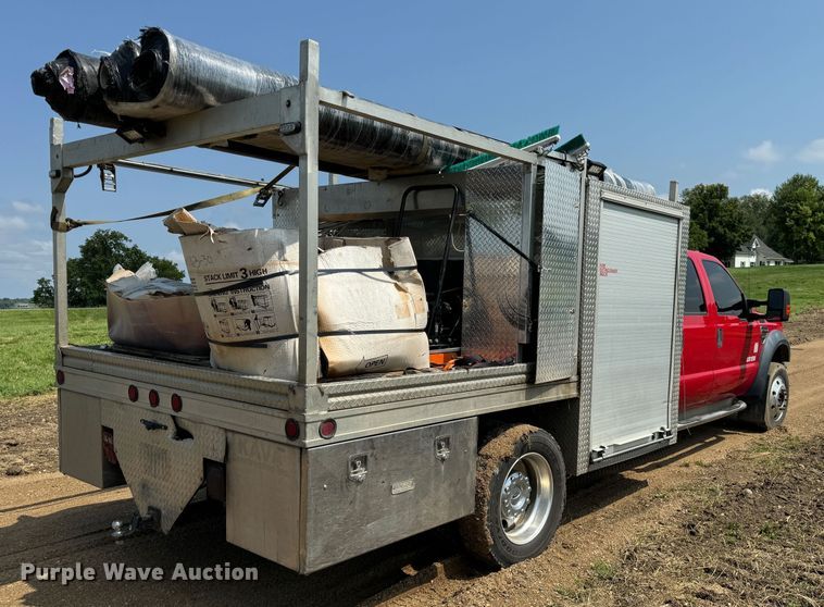 image for item NB9514 2009 Ford  F450 Super Duty XLT Crew Cab flatbed truck
