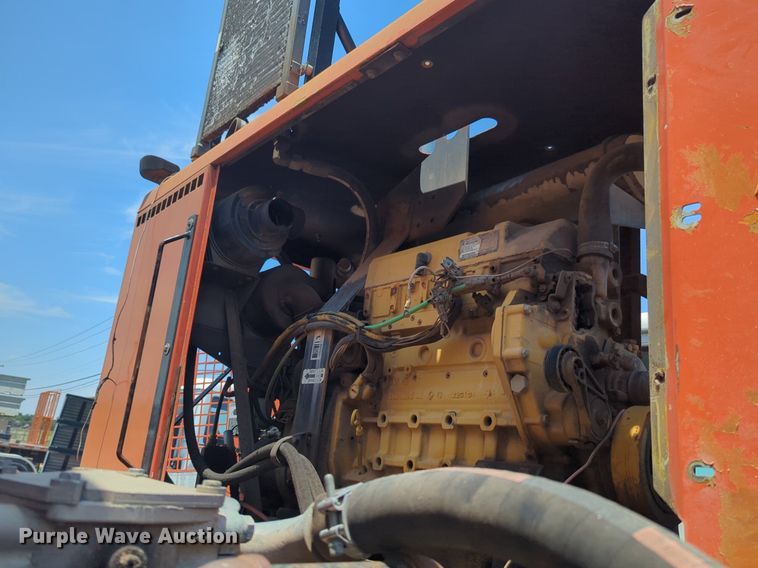 image for item NG9979 2006 Freightliner Condor paint striper truck