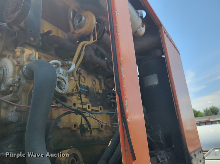 image for item NG9979 2006 Freightliner Condor paint striper truck