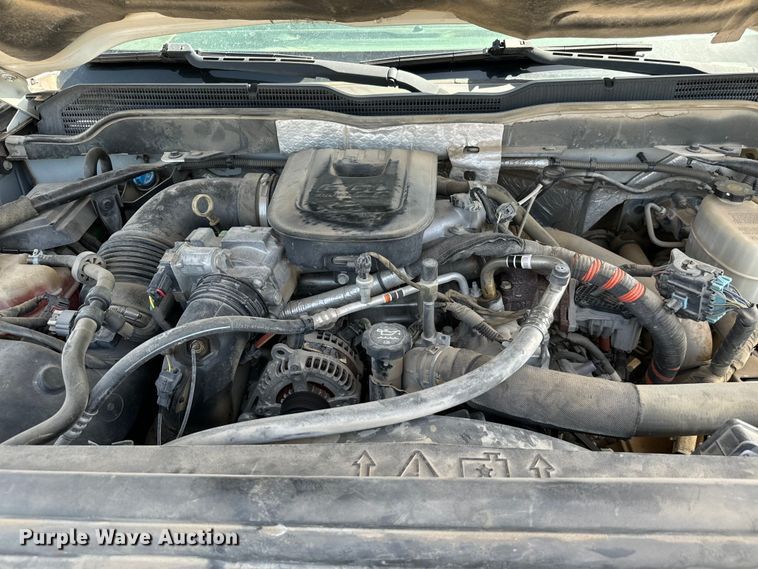 image for item NQ9640 2015 Chevrolet Silverado 3500HD Crew Cab flatbed pickup truck