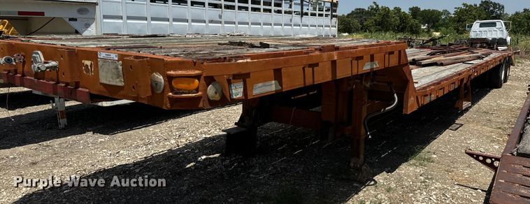 image for item NQ9656 1978 Transcraft  drop deck equipment trailer