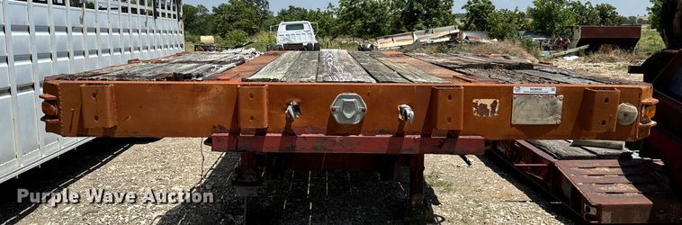 image for item NQ9656 1978 Transcraft  drop deck equipment trailer