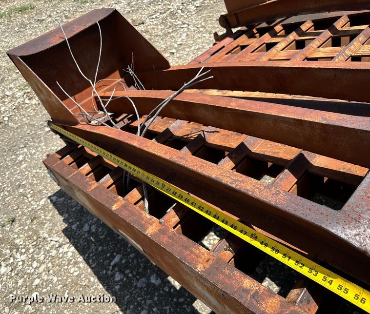 image for item NQ9656 1978 Transcraft  drop deck equipment trailer