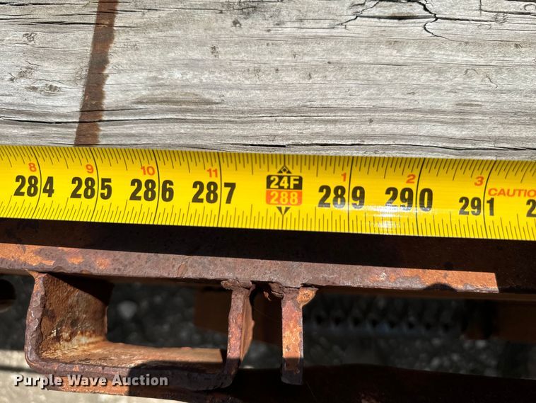 image for item NQ9656 1978 Transcraft  drop deck equipment trailer