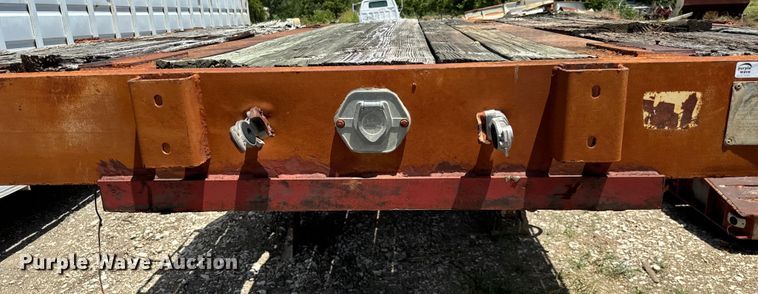 image for item NQ9656 1978 Transcraft  drop deck equipment trailer