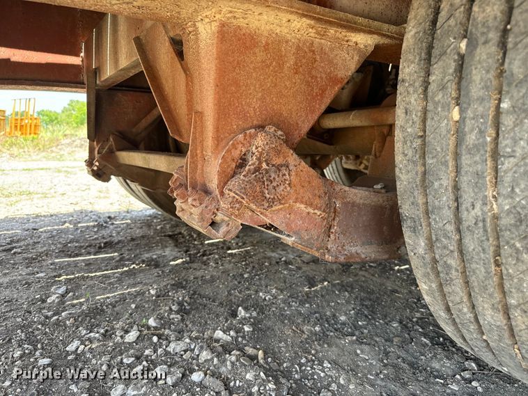 image for item NQ9656 1978 Transcraft  drop deck equipment trailer