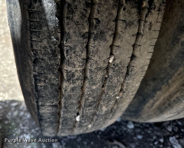 image for item NQ9656 1978 Transcraft  drop deck equipment trailer