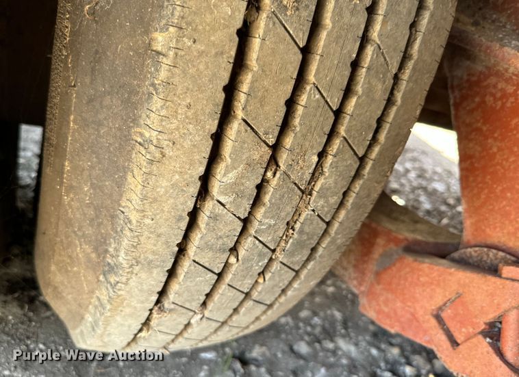 image for item NQ9656 1978 Transcraft  drop deck equipment trailer