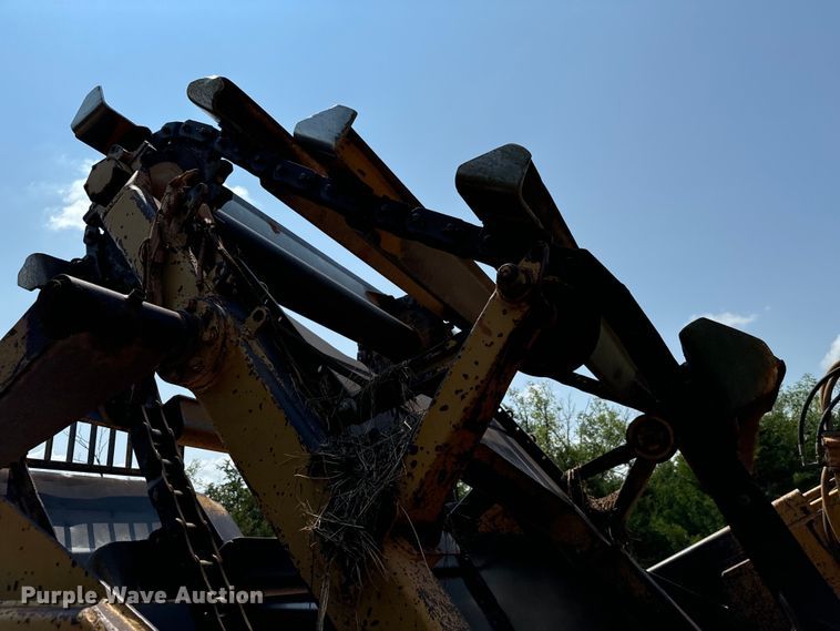 image for item NQ9687 1998 Caterpillar 623F elevating scraper