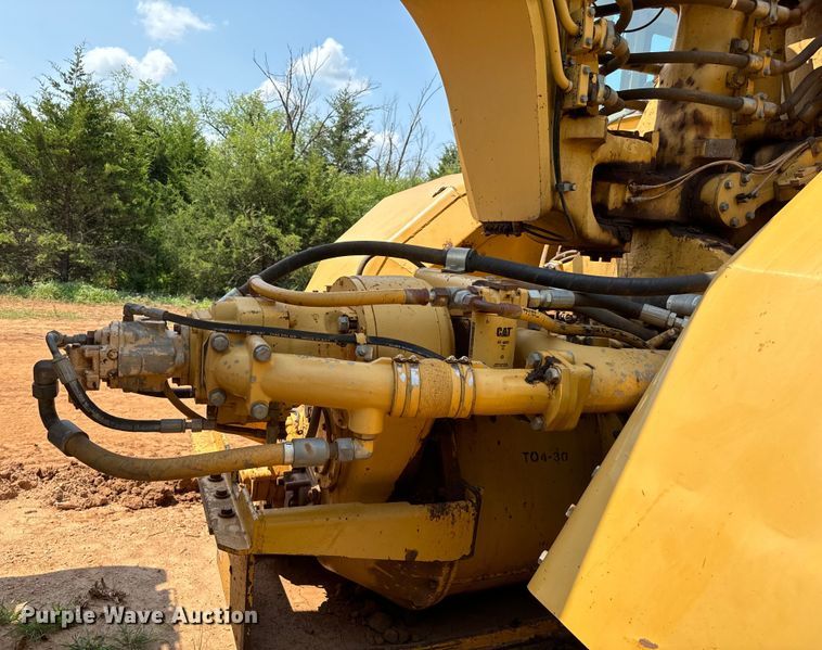 image for item NQ9687 1998 Caterpillar 623F elevating scraper