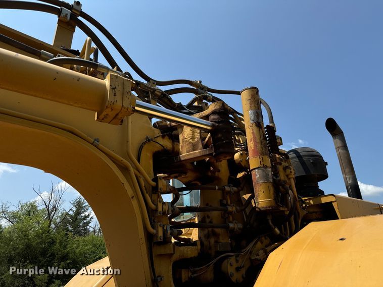 image for item NQ9687 1998 Caterpillar 623F elevating scraper