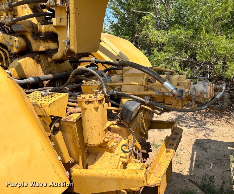 image for item NQ9687 1998 Caterpillar 623F elevating scraper