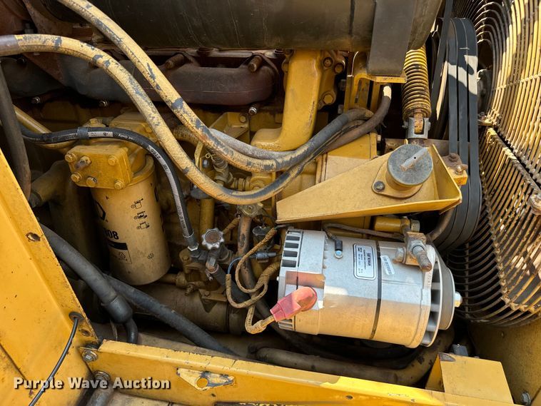 image for item NQ9687 1998 Caterpillar 623F elevating scraper