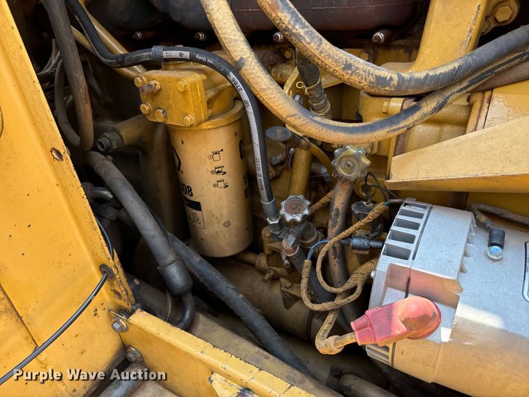 image for item NQ9687 1998 Caterpillar 623F elevating scraper