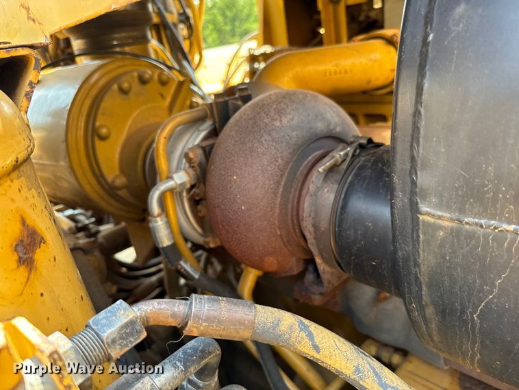 image for item NQ9687 1998 Caterpillar 623F elevating scraper