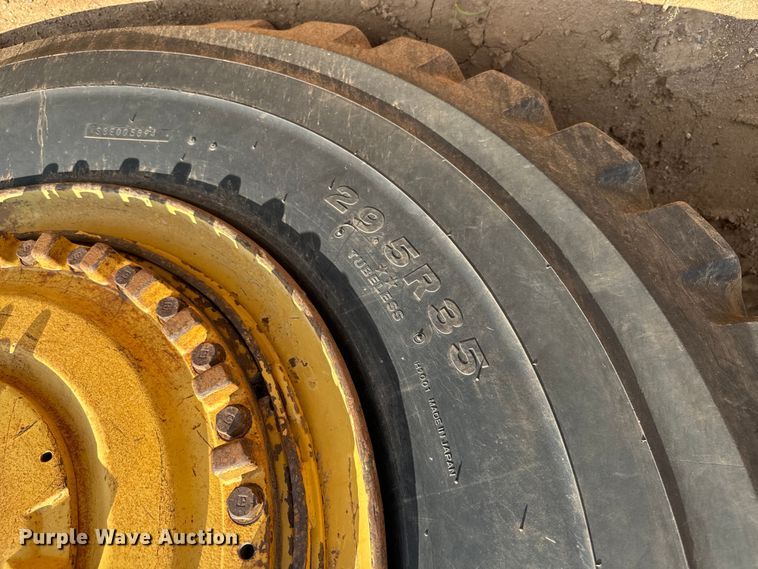 image for item NQ9687 1998 Caterpillar 623F elevating scraper